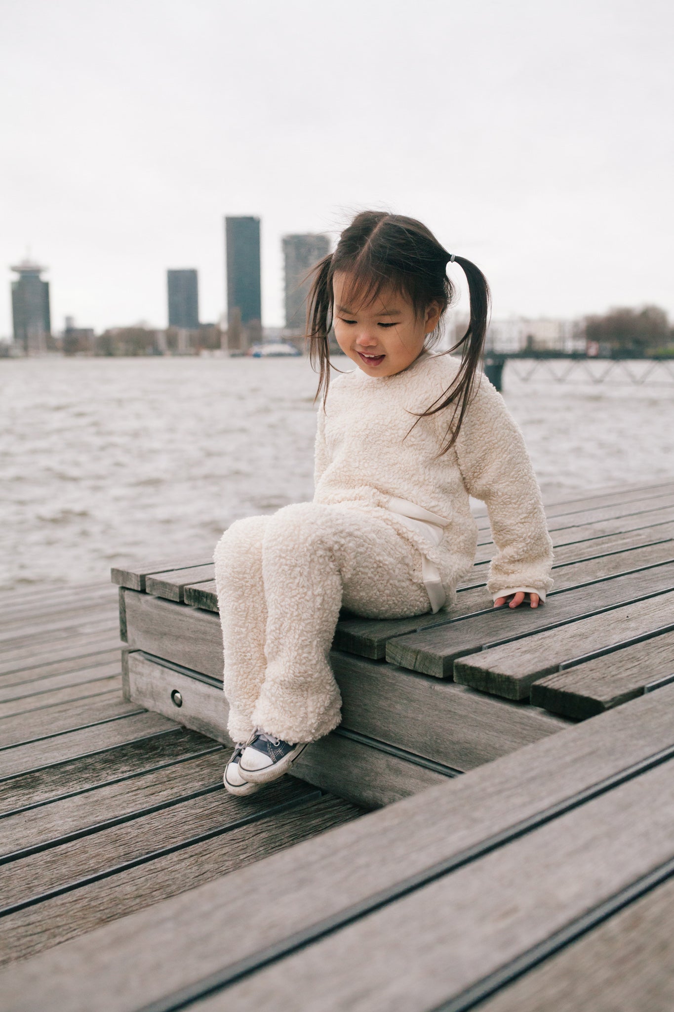 Riffle Amsterdam - teddy sweater Myra