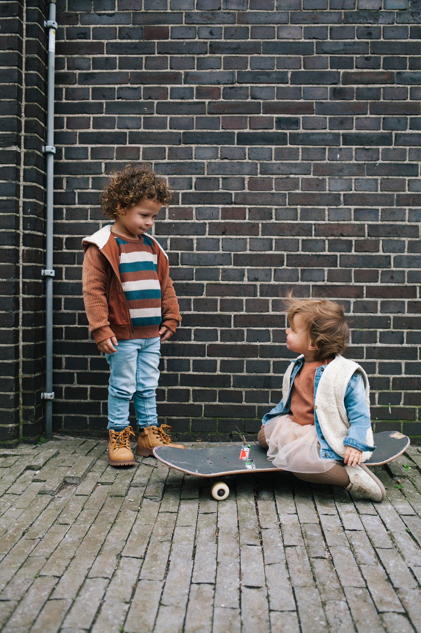 Riffle Amsterdam - knitted sweater Milo - stripe blue