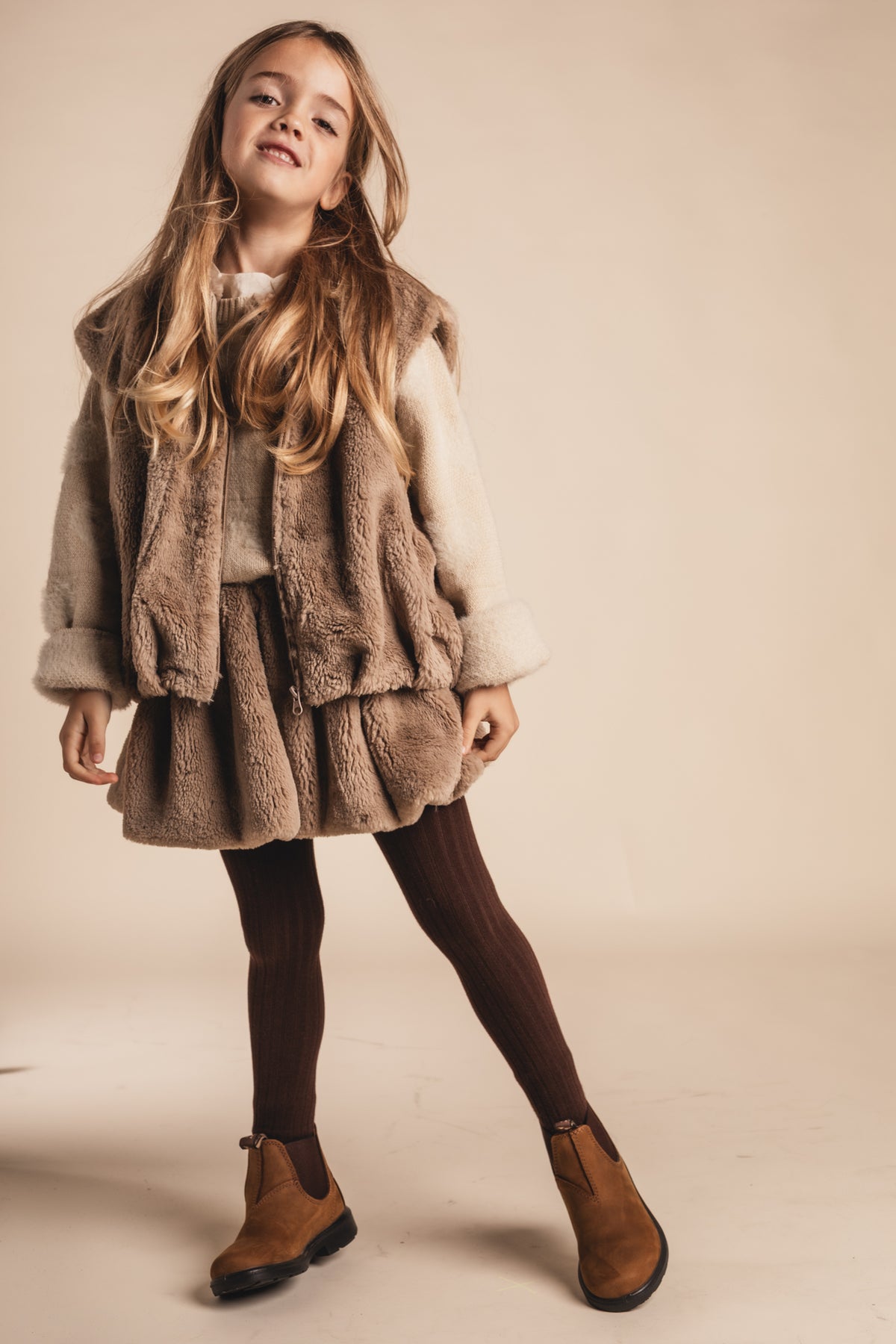 Baje Studio - faux fur skirt Cez - beige