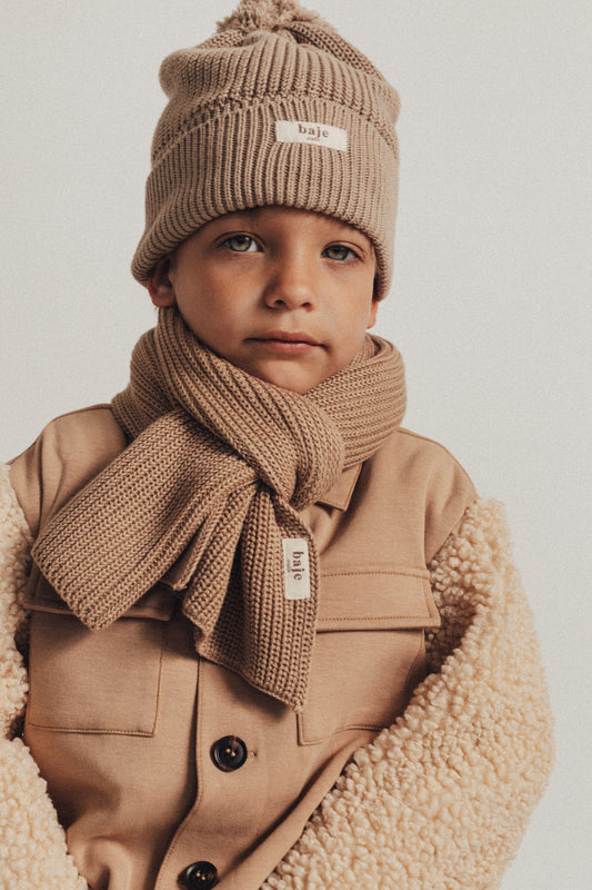 Baje Studio - knitted winter set scarf/hat Riv - taupe