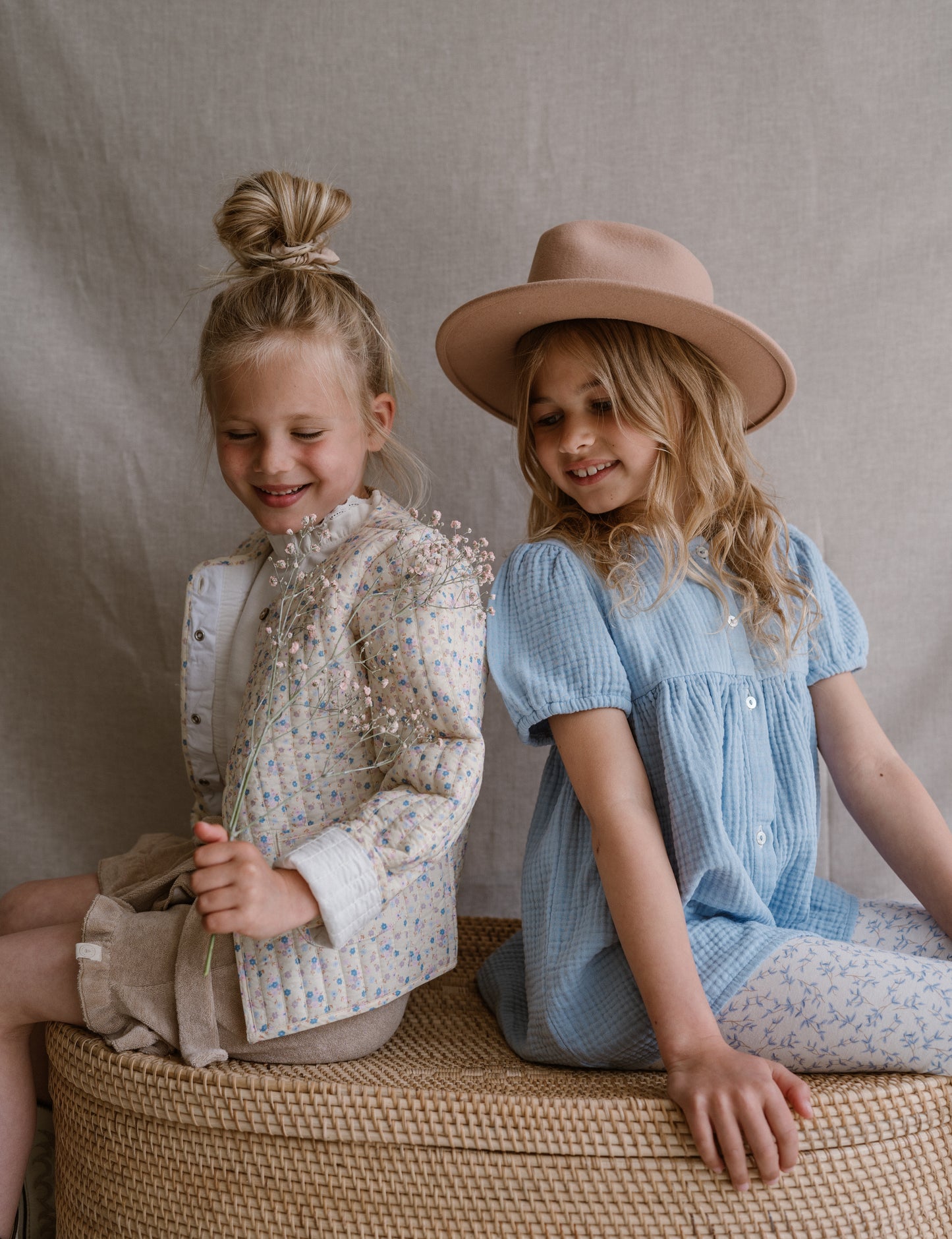 Navy Natural - blouse Mila Mousseline - light blue