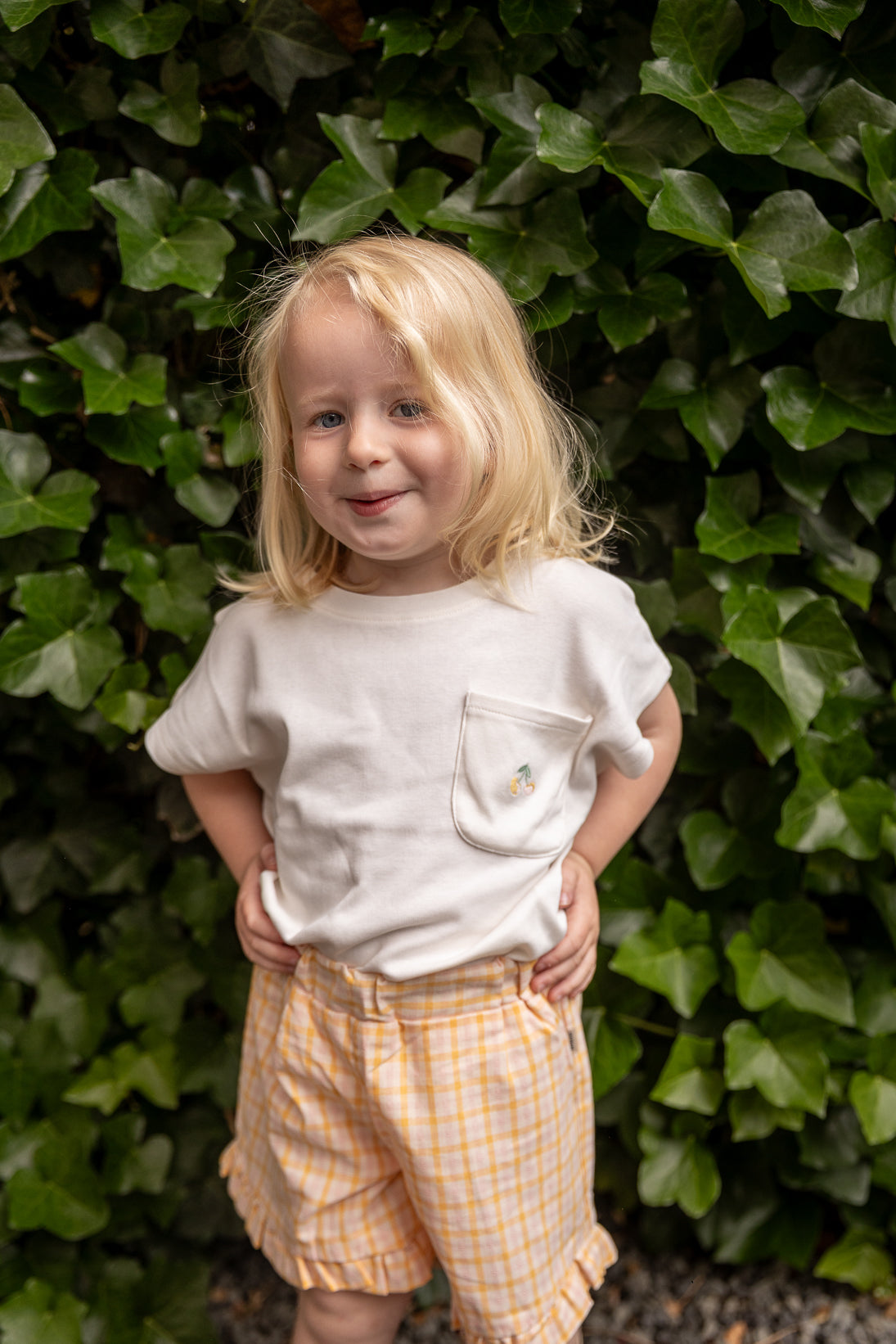 Wheat - T-shirt cherries Signe - ivory