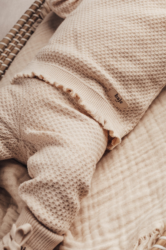 Baje Studio - knitted pants Izaia - offwhite