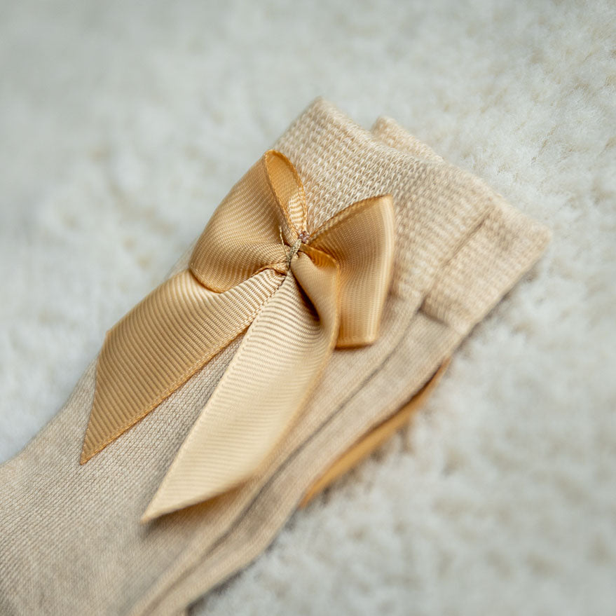 Kniekousen met strik - camel/beige