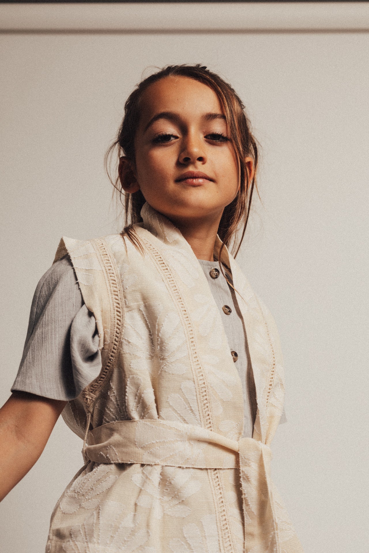 Baje Studio - gilet Ize shell - offwhite