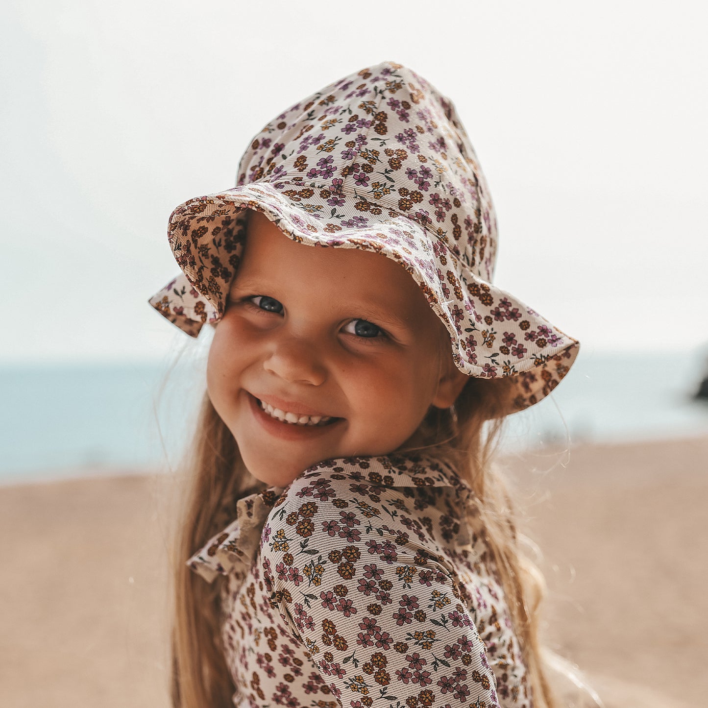 Salted Stories - sun hat Sparkly Flower