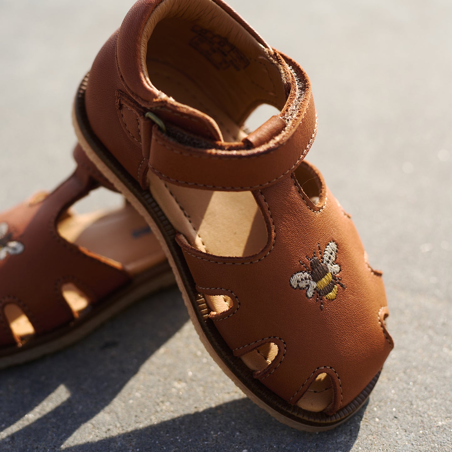 Wheat - sandal Lowe - prewalker shoes - natural bee