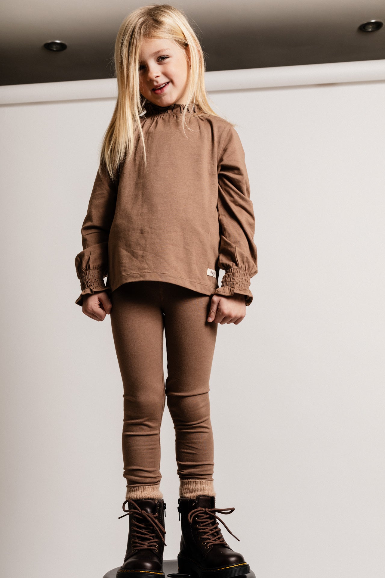 Baje Studio - top Ela - brown cacao
