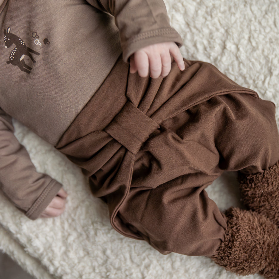 Bow pants - bark