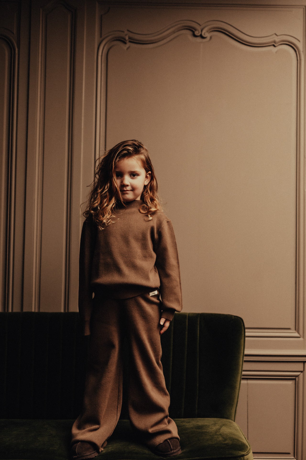 Baje Studio - knitted sweater Cevio - brown cacao