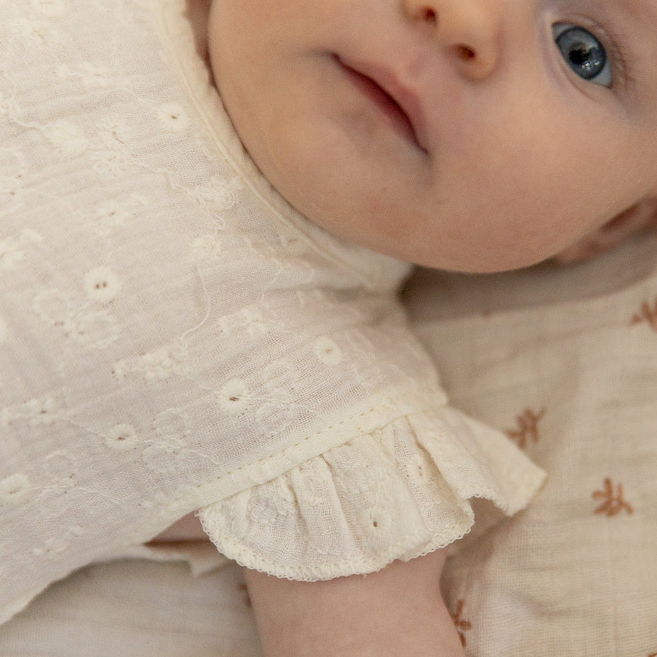 Riffle Amsterdam - suit Ginny - woven white embroidery