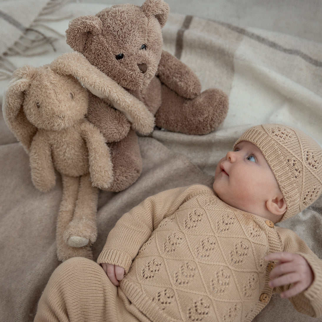 Knitted baby set - beige