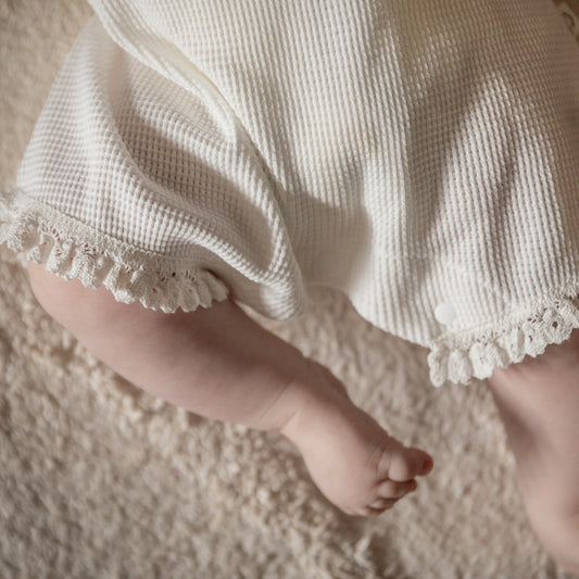 Monbebe - frill waffle summer suit with bonnet - ivory