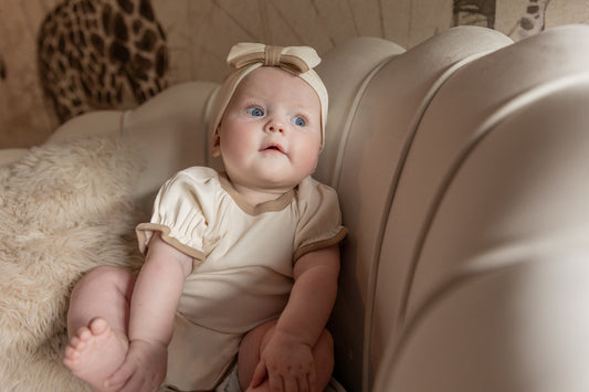 Peekaboo - suit Karen - cream