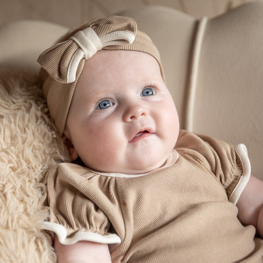 Peekaboo - hair ribbon Karen - mocha