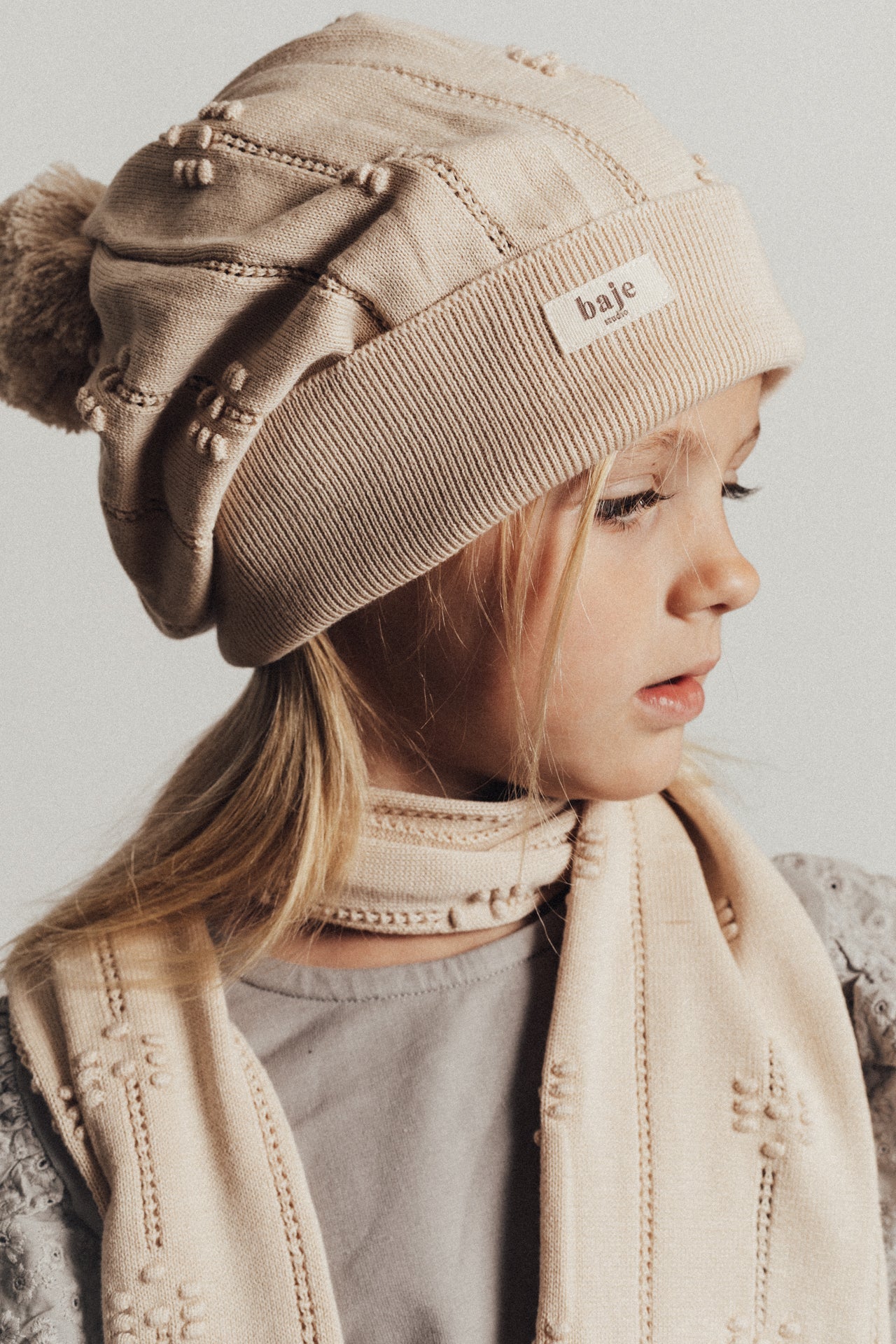 Jacquard knitted set scarf/hat Do - sand