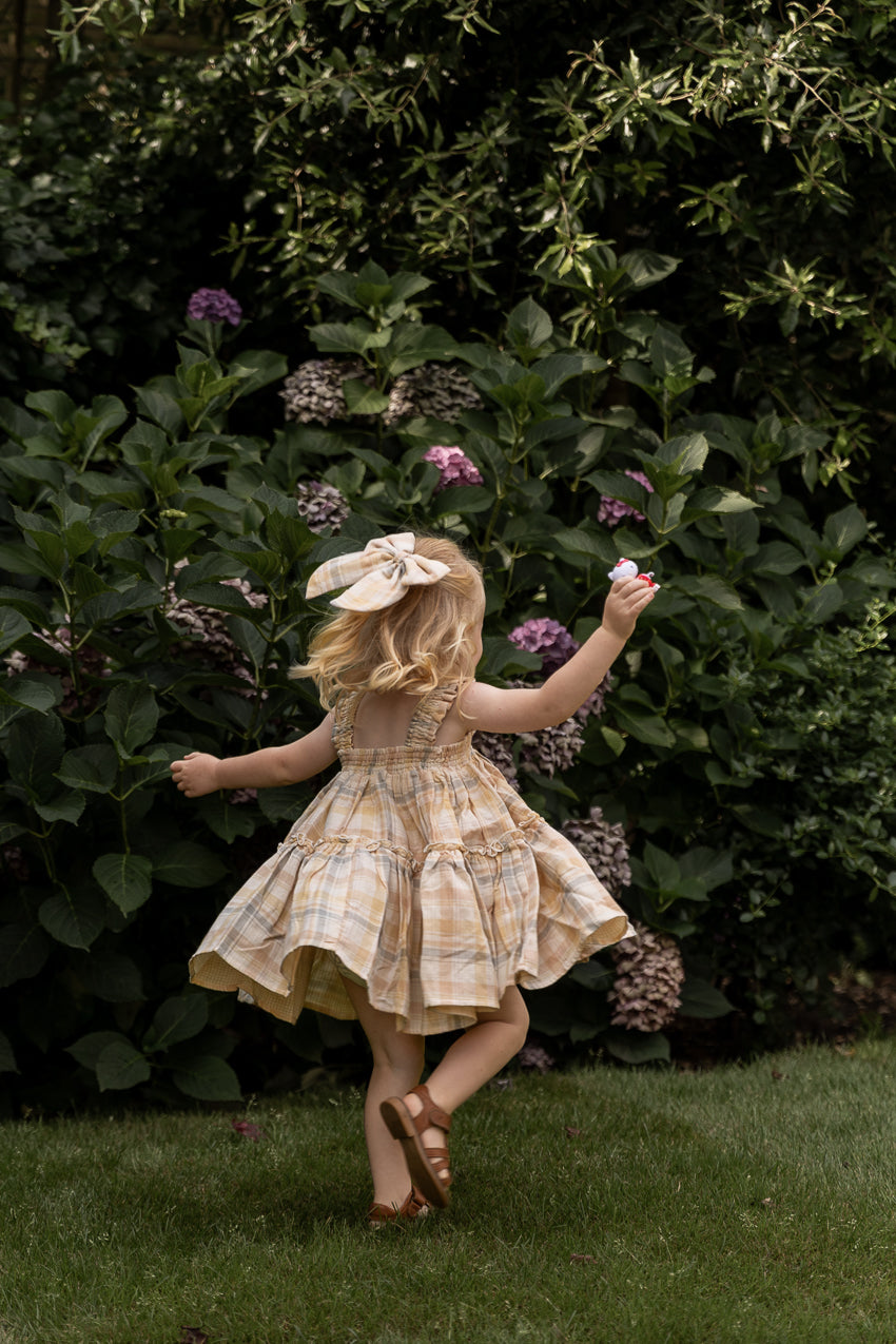 Rylee + Cru - oversized hair bow - pastel plaid
