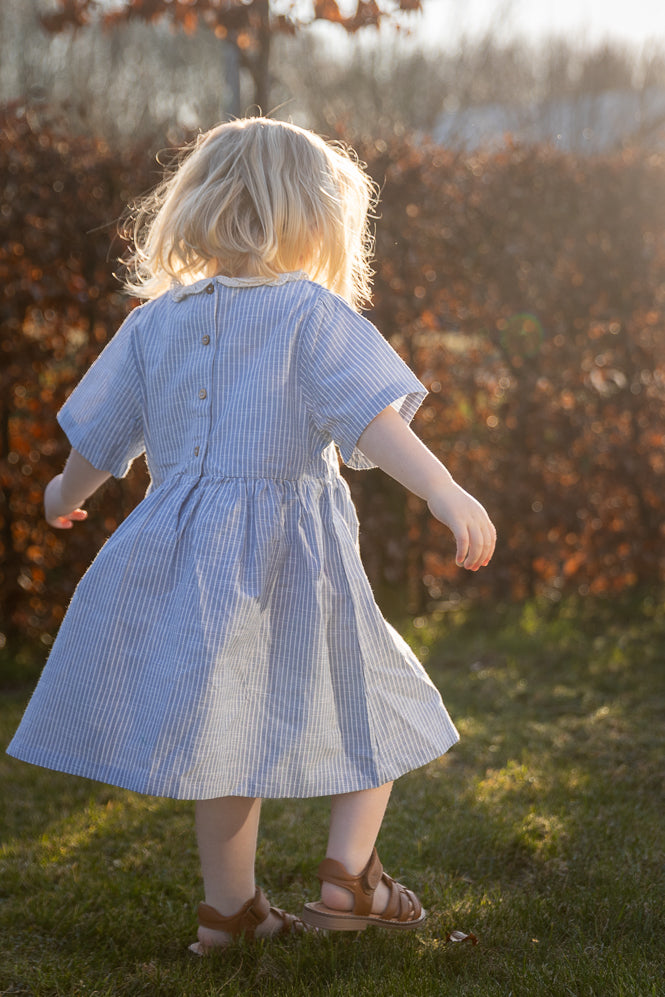 Wheat - dress Elma - blue stripe