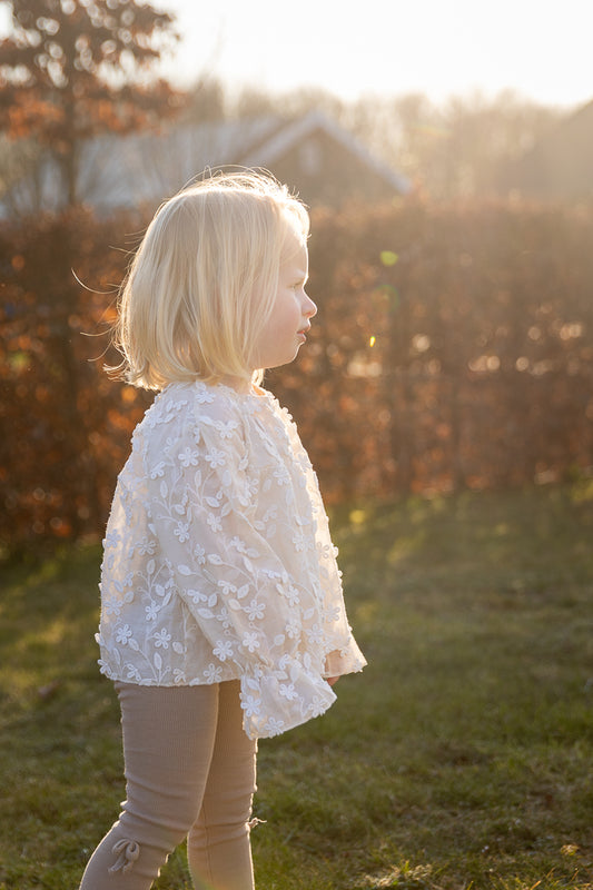 Two You Label - flower lace blouse Vienne - oat