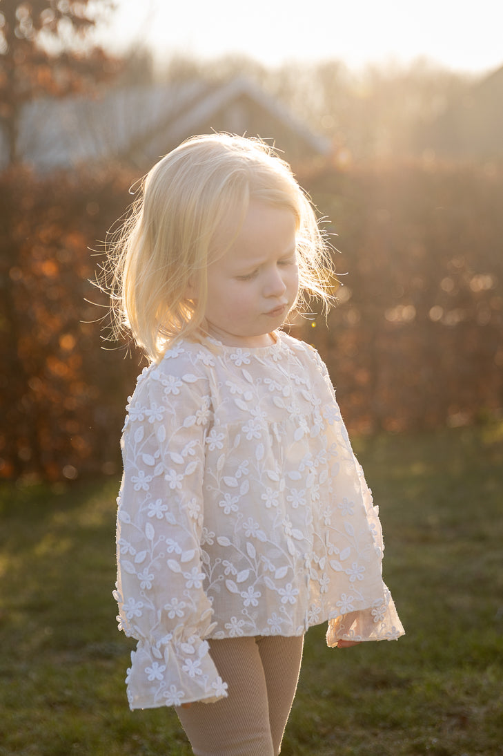 Two You Label - flower lace blouse Vienne - oat