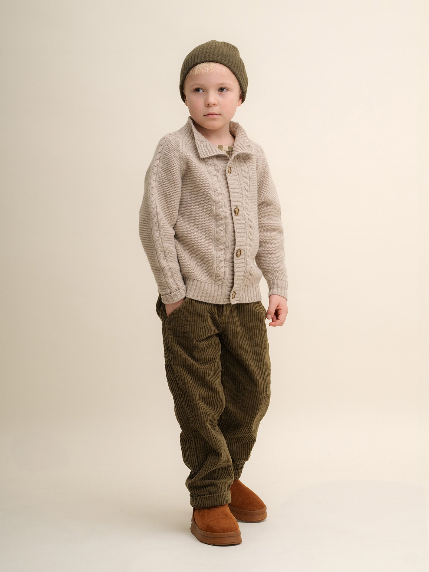 Wool knitted cable cardigan - oat