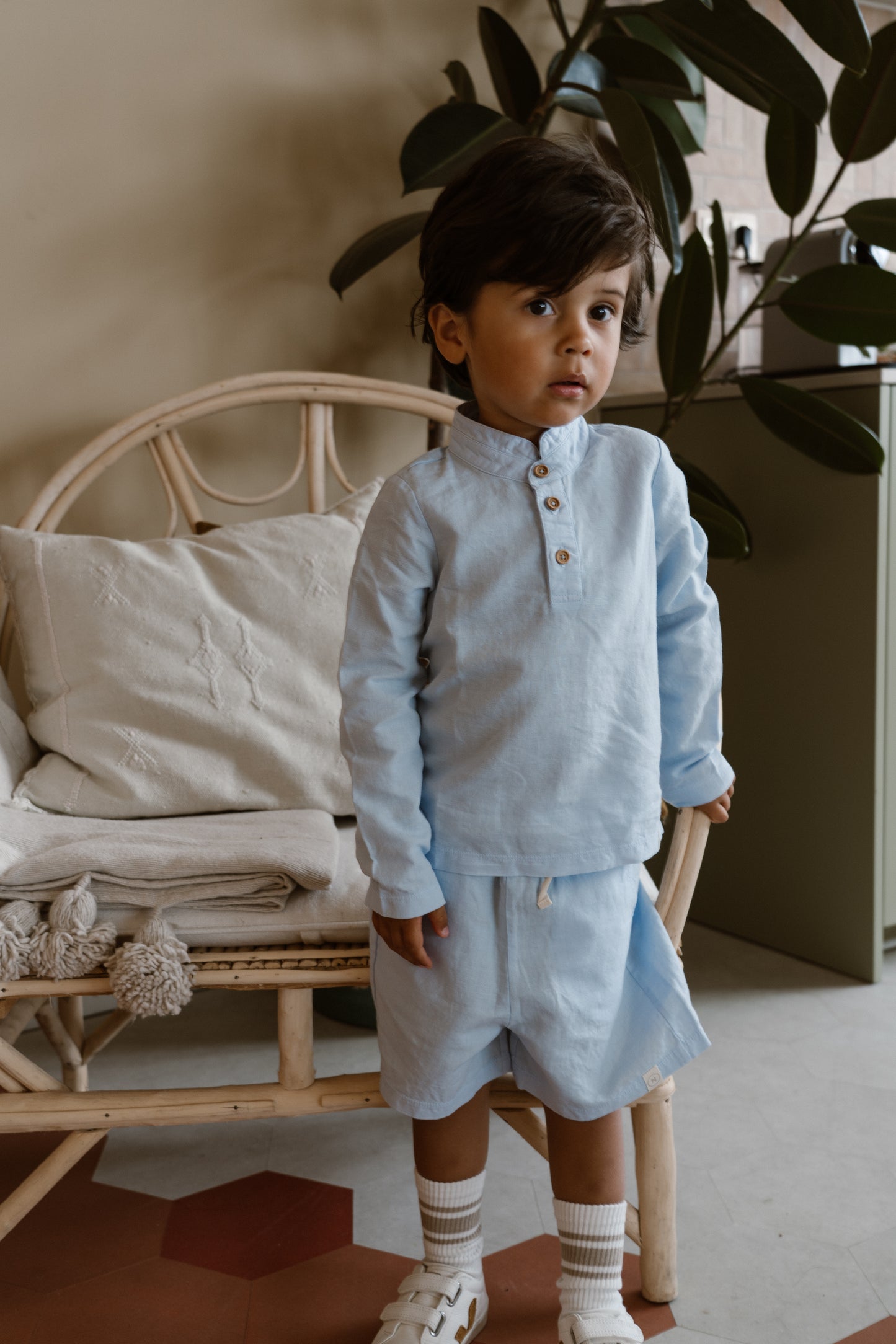 Navy Natural - linen shorts Niels - light blue