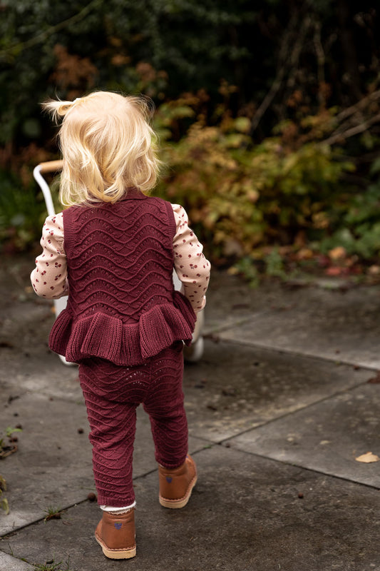 Müsli - gebreid broekje - wijnrood