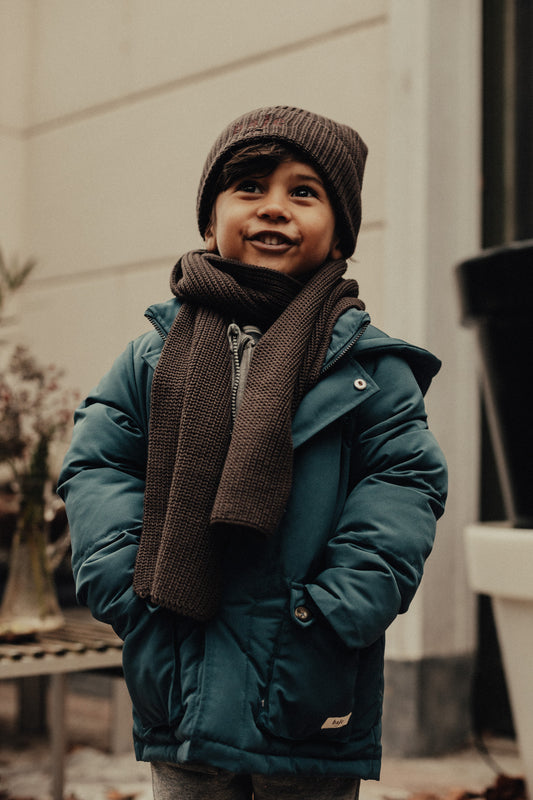 Baje Studio - knitted scarf Souzy - brown cacao