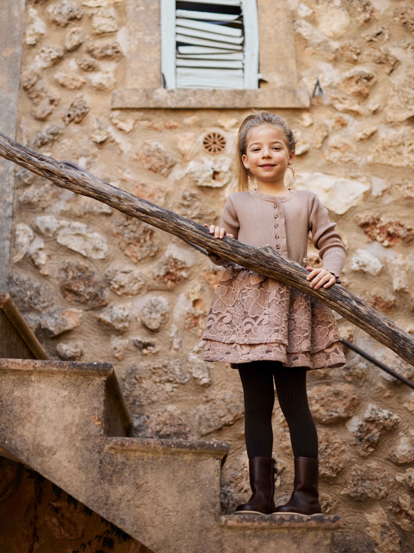 Baje Studio - dress Marieze - peach almond