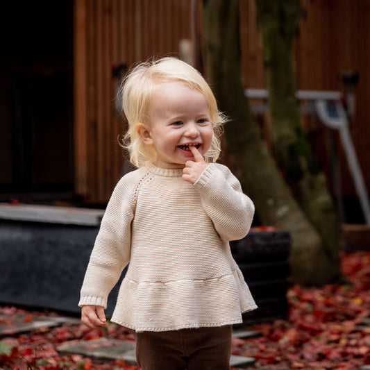 Copenhagen Colors - knitted sweater with frill- crème