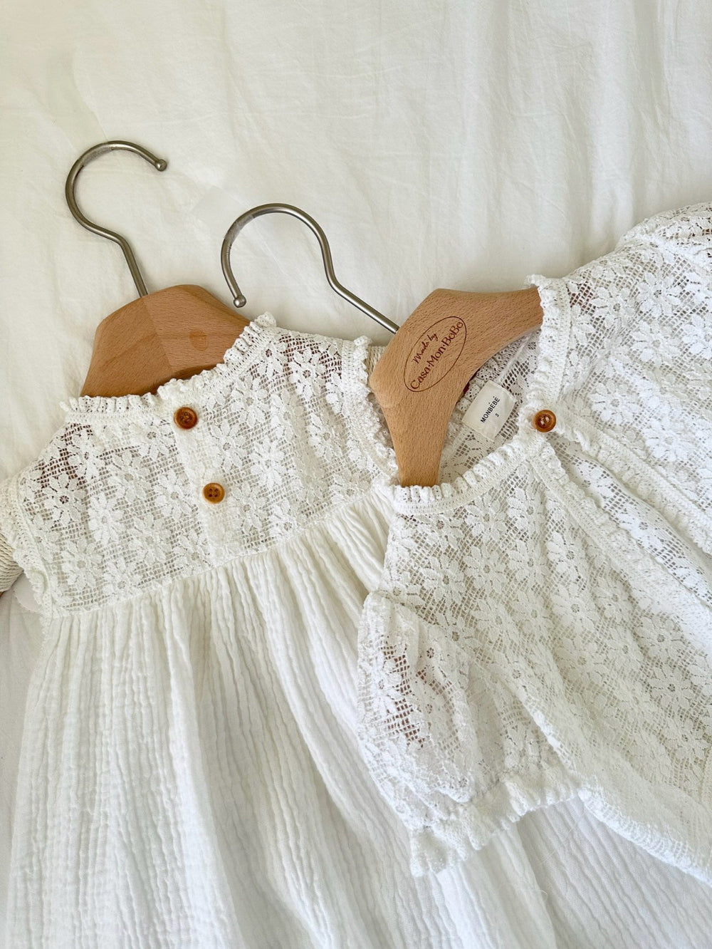 Monbebe - daisy cardigan - ivory white