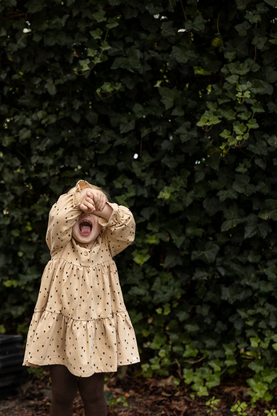 Navy Natural - dress Kay brown hearts