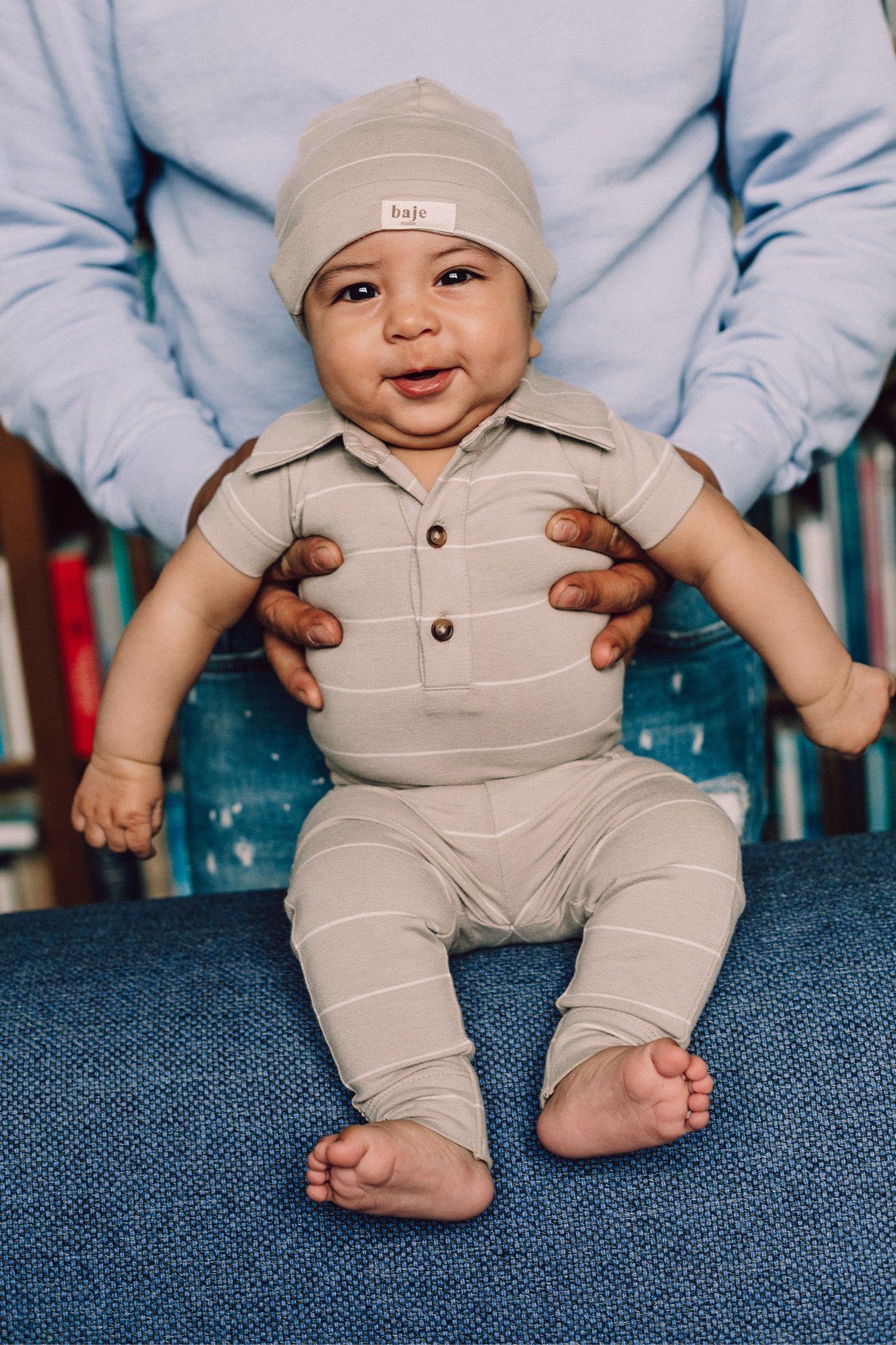 Baje Studio - striped newborn hat Yuca - taupe clay