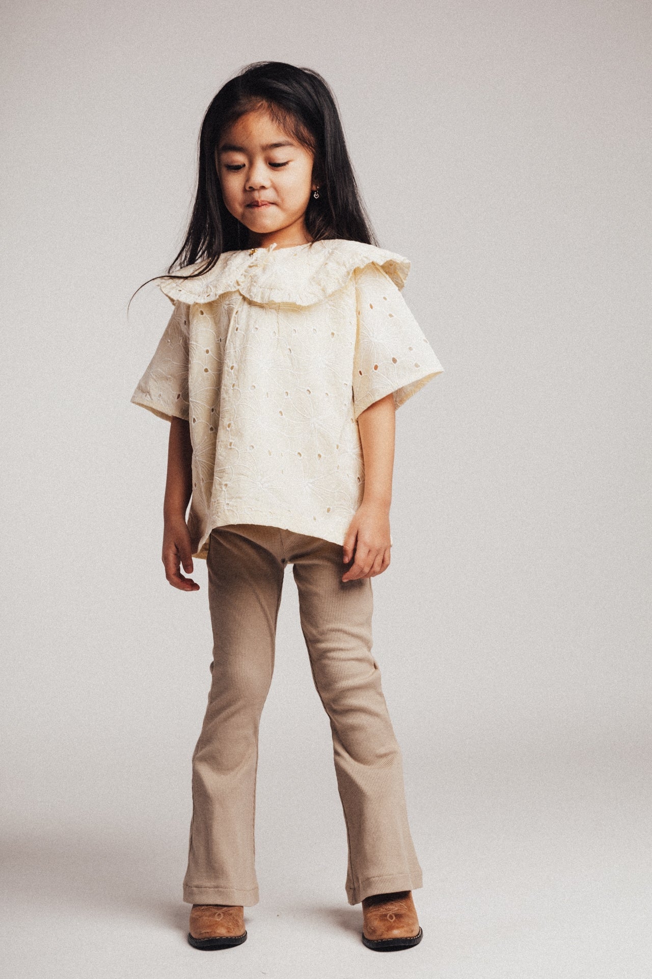 Baje Studio - flare rib legging Novo - taupe clay