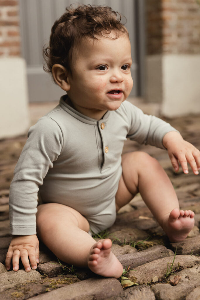 UAUA - romper with buttons - oceano