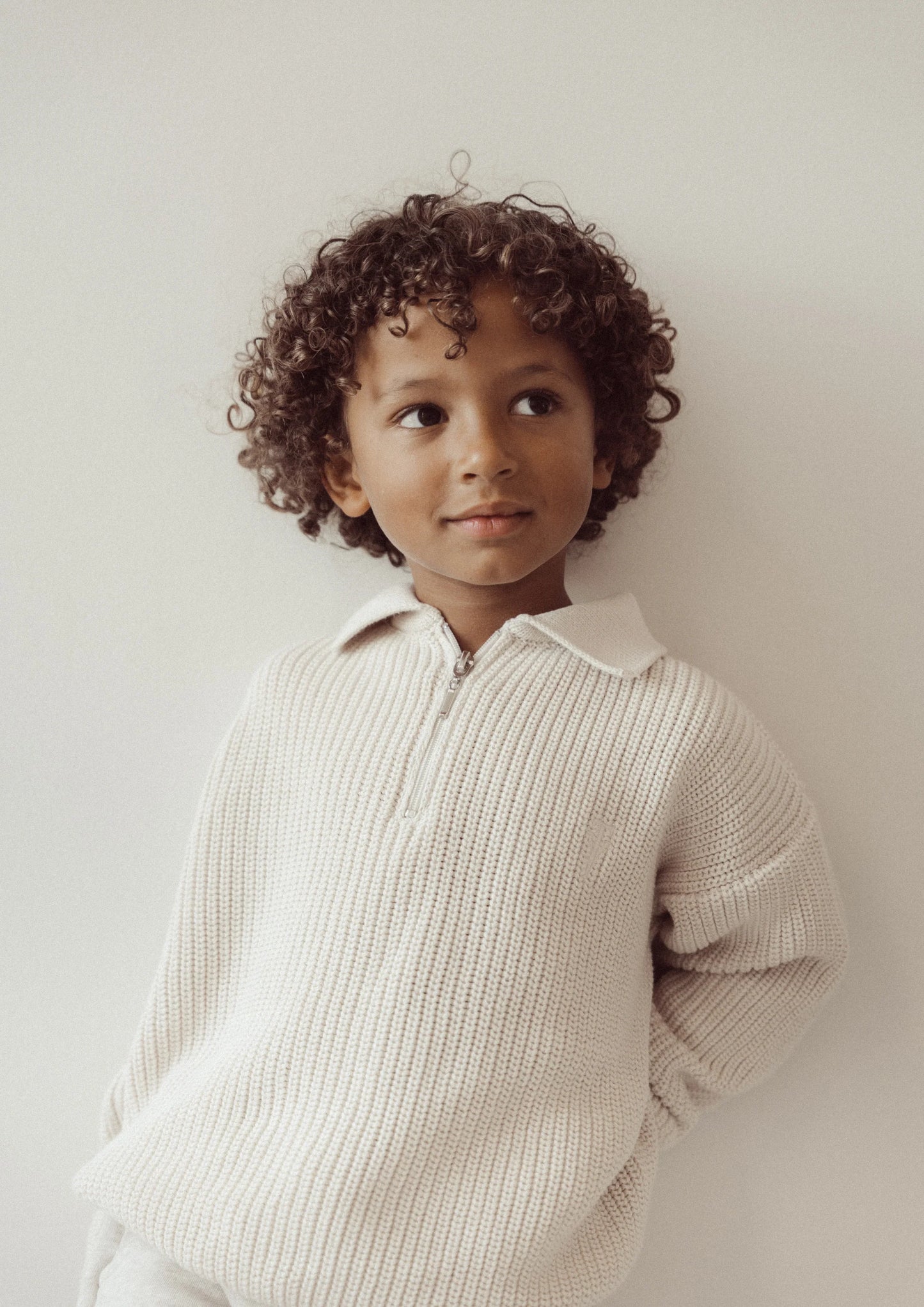 Two You Label - knitted jumper Pete - beach
