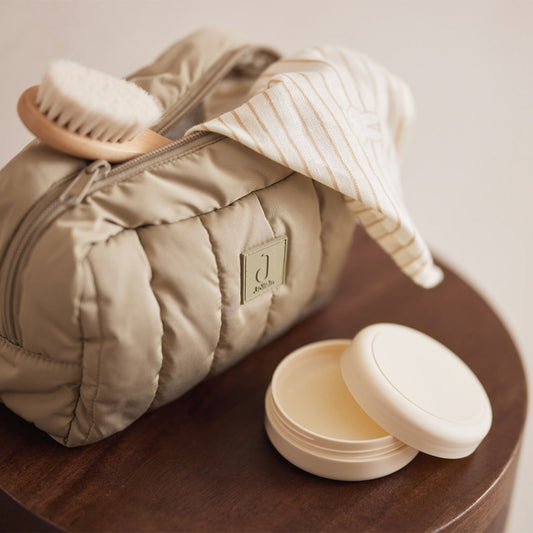 Toilettas puffed ~ olive green