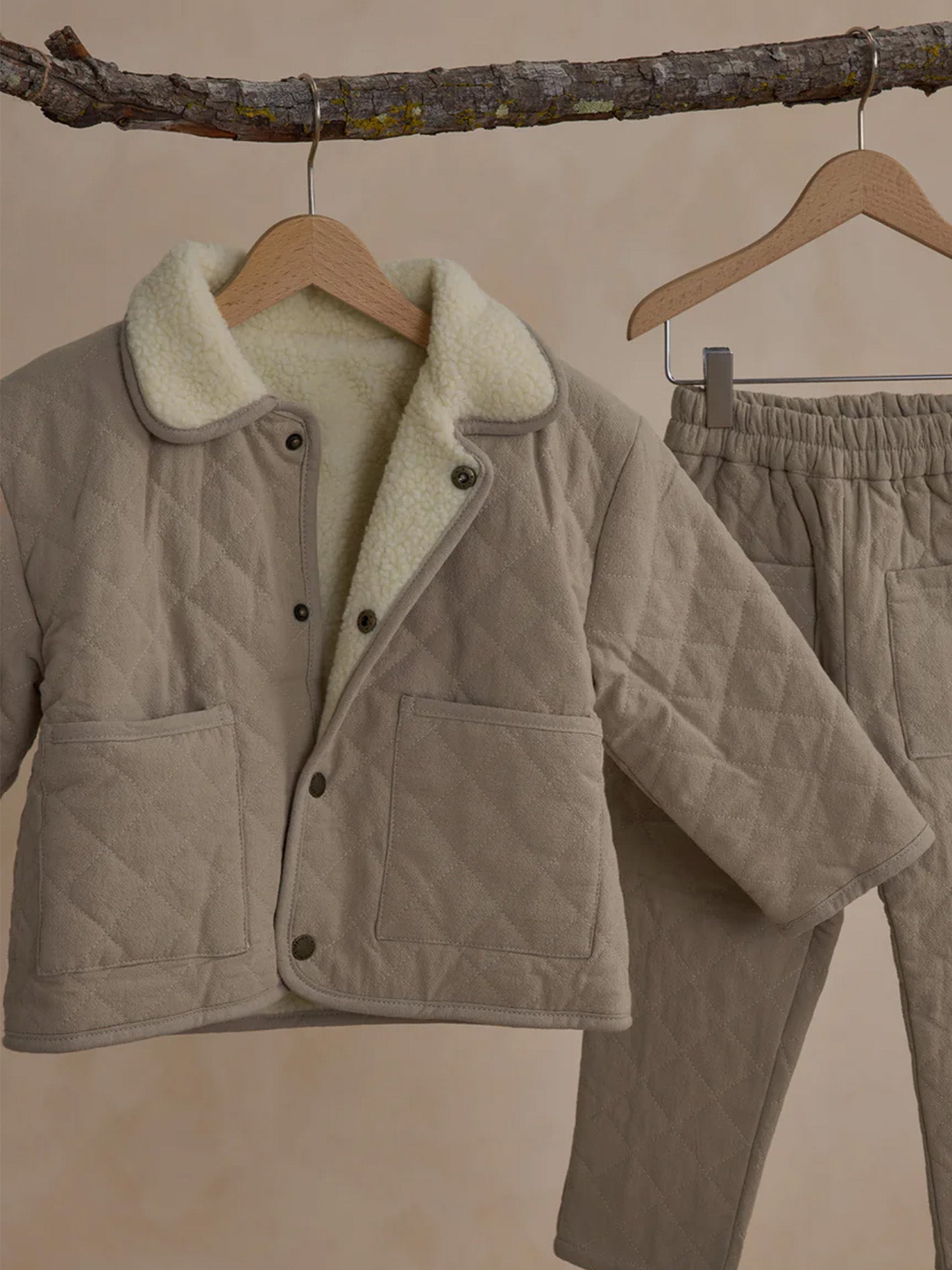 Quilted winter coat - pebble