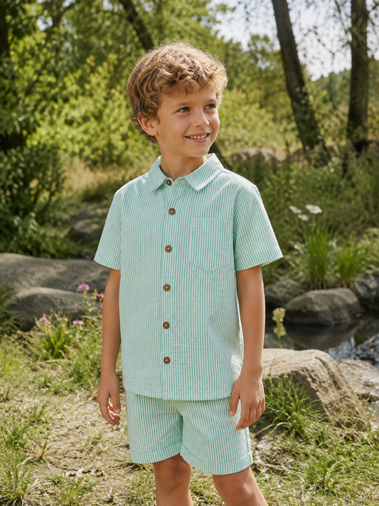 Copenhagen Colors - seersucker blouse - sharp green stripe