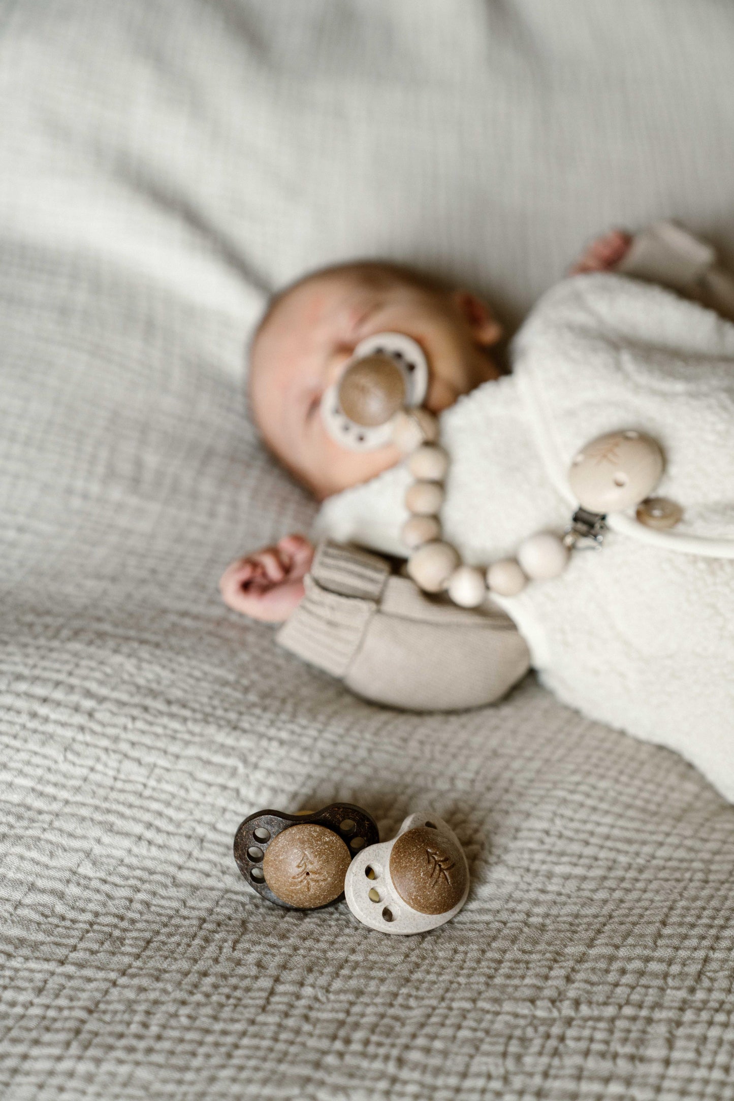 Skogen Baby - fopspeen kokos + bok natural (rond) - 2 stuks