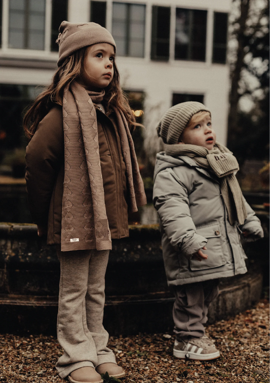 Baje Studio - knitted heart scarf Souzy - peach almond