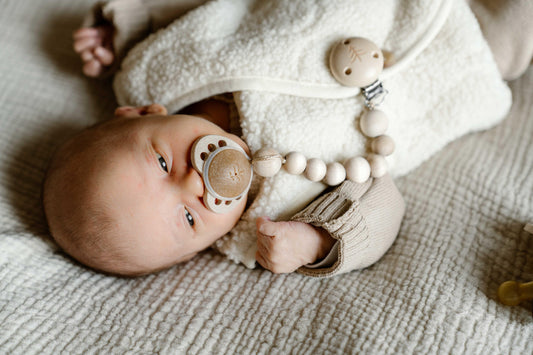 Skogen Baby - speenkoord van hout