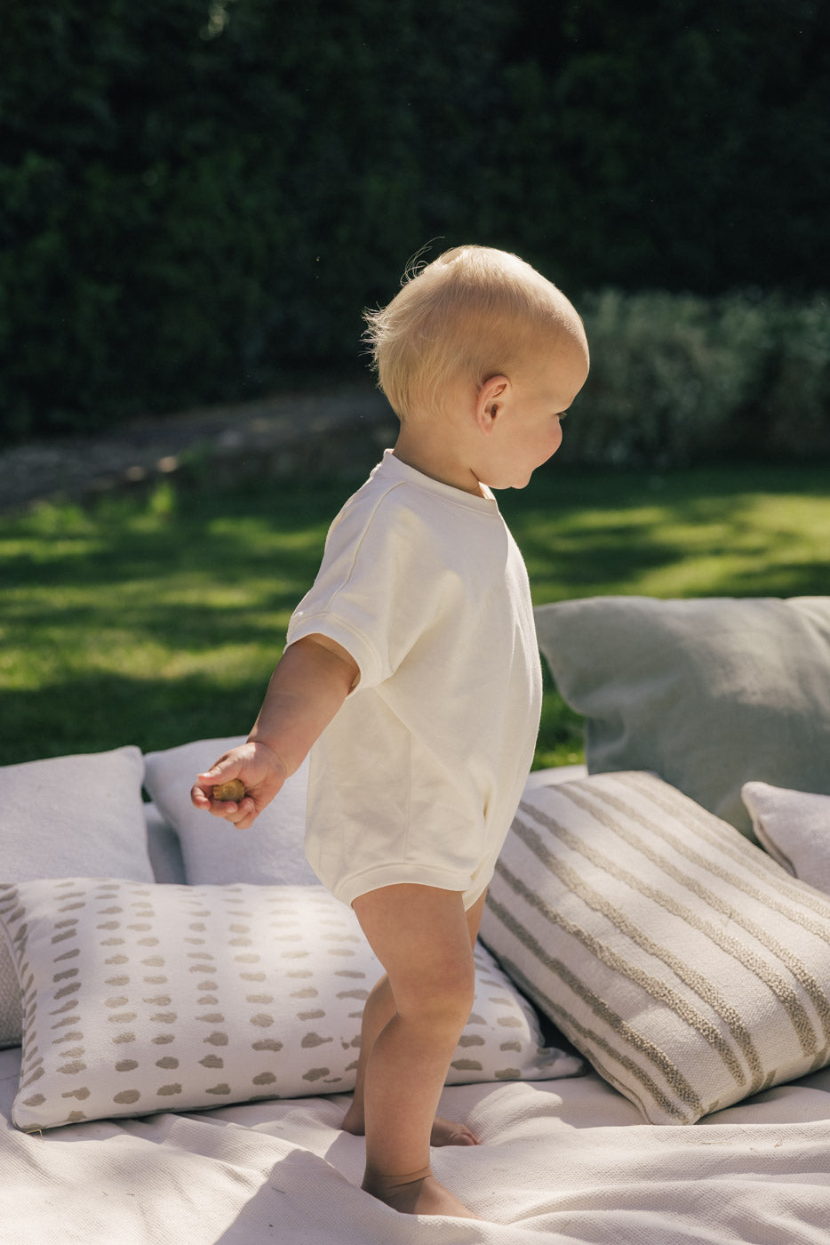 UAUA - oversized romper - crema