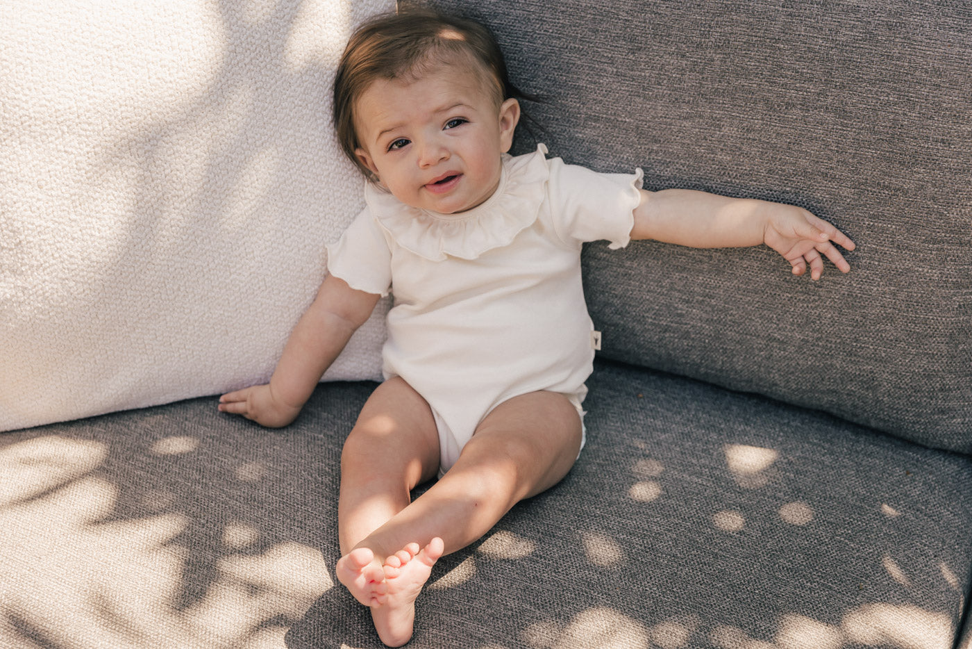 UAUA - ruffled romper - crema