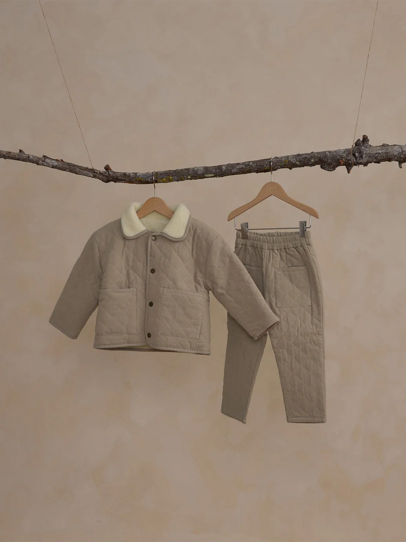 Quilted winter coat - pebble