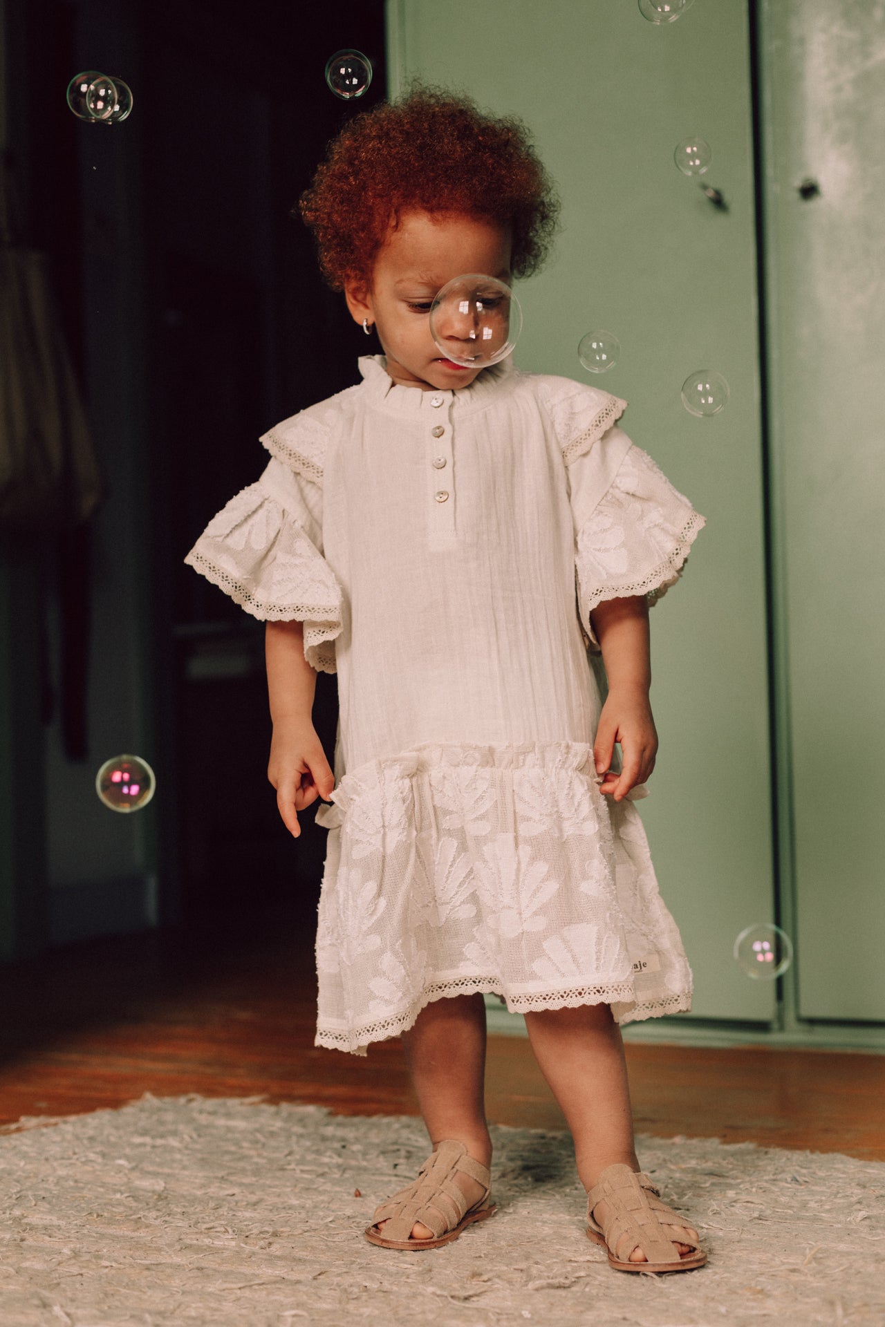 Baje Studio - woven ruffle dress Nova shell - offwhite