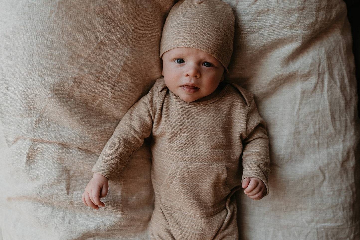 Muts beige gestreept