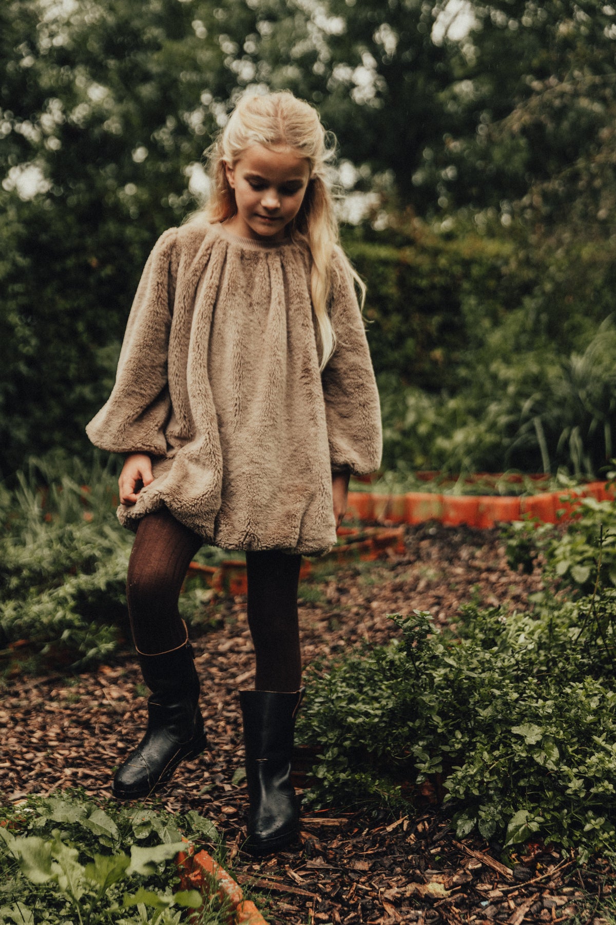 Baje Studio - faux fur dress Bowe - beige