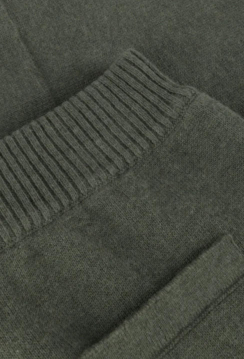 Baje Studio - knitted short Moi - green agave