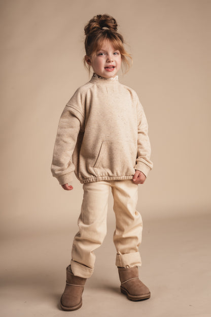 Baje Studio - pants with heart pockets Maey - taupe